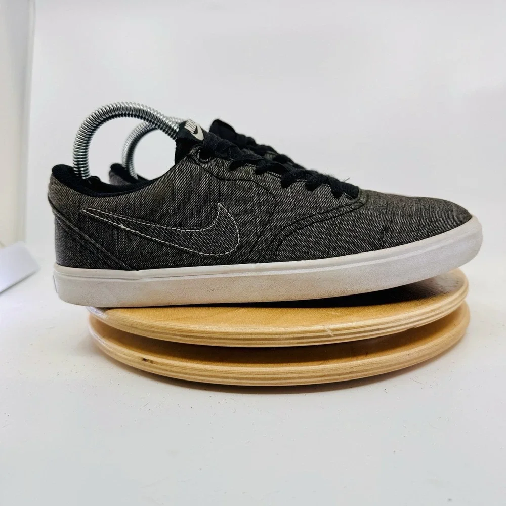 Nike SB Check Solarsoft Gray Black Skate Shoes 843896-004 Men's Size 7.5